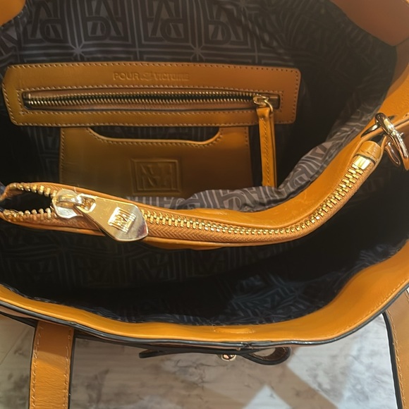 Pour La Victoire Tote bag - Picture 8 of 14